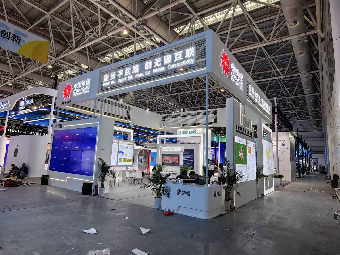 福州數(shù)字中國(guó)會(huì)展中心、廣州展會(huì)設(shè)計(jì)搭建