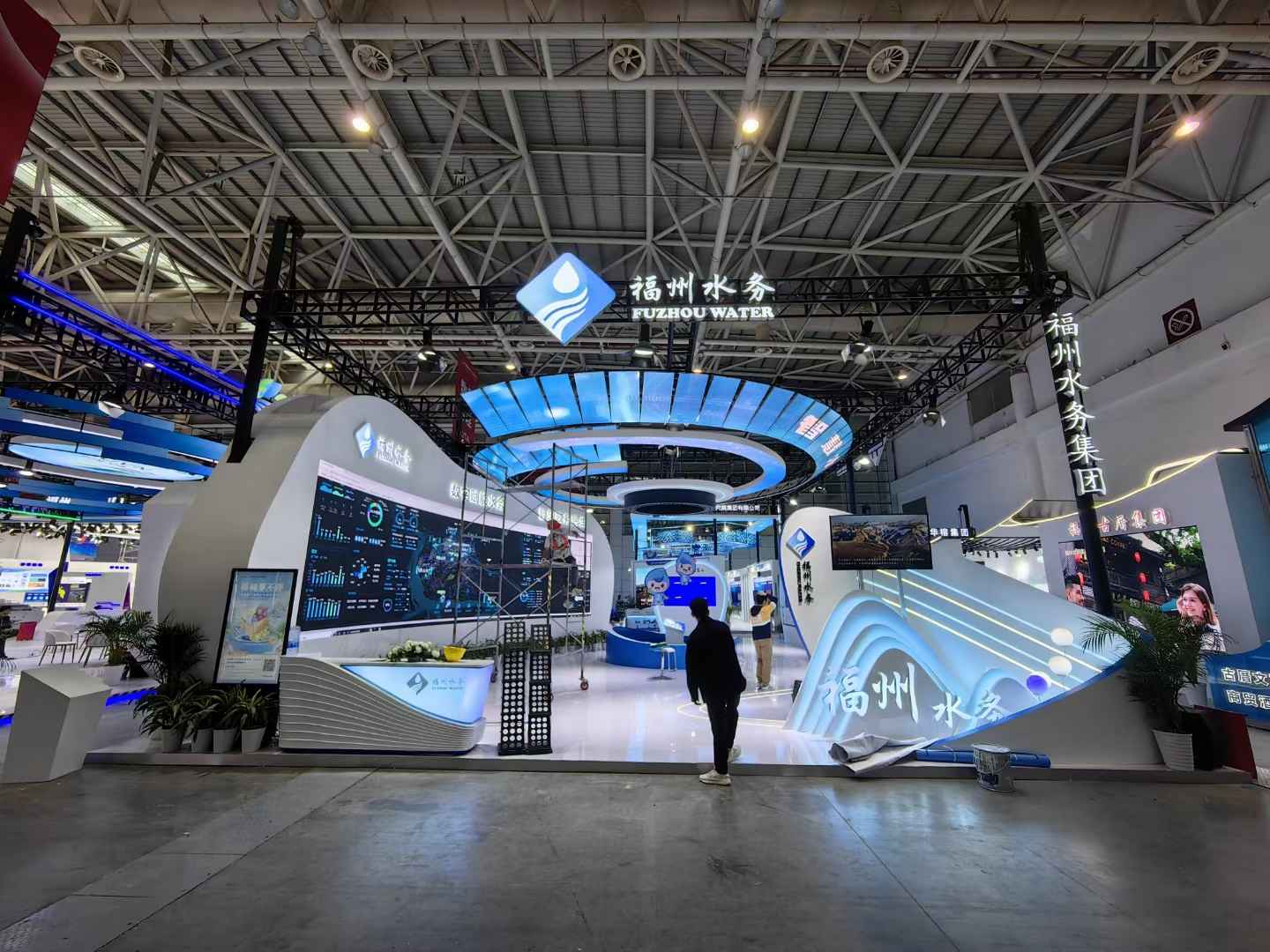 福州數(shù)字中國會(huì)展中心、廣州展會(huì)設(shè)計(jì)搭建